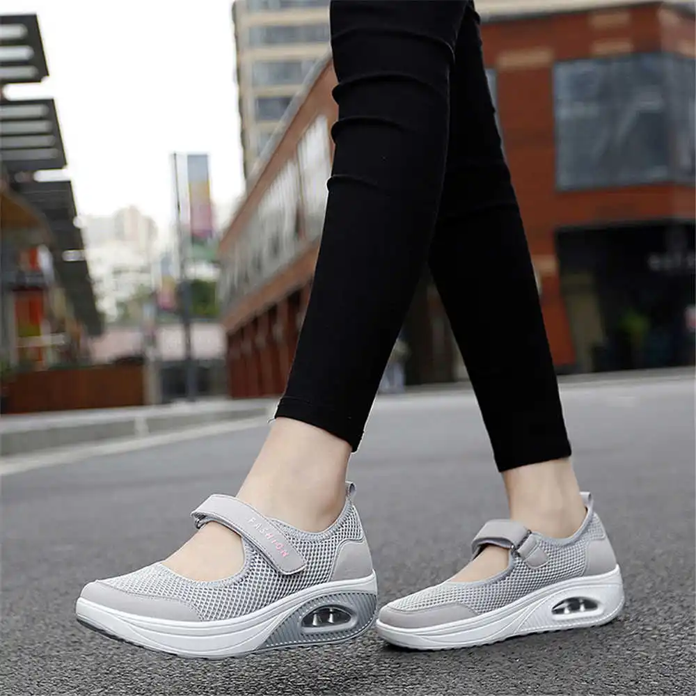Tech Trend Accessories - 36-41 أحذية رياضية ملونة للموسم ديمي