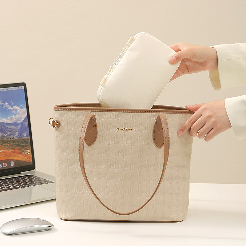 حقيبة تنظيم محمولة للكابلات وا - مراجعة Tech Accessories For Travel وسعره